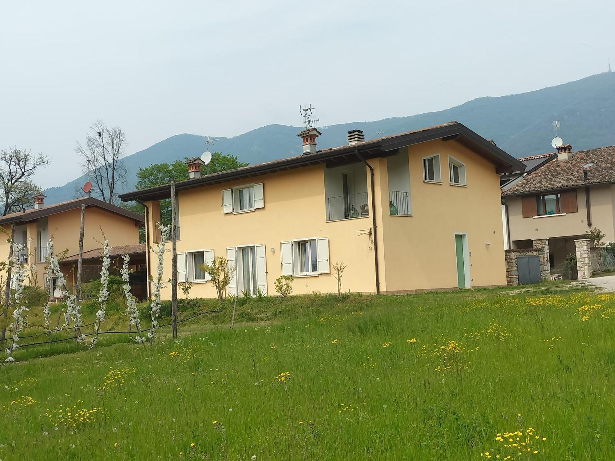 Villanuova sul clisiCascina Legnago Trilocale A 6 Chilometri Da Salo'公寓 外观 照片