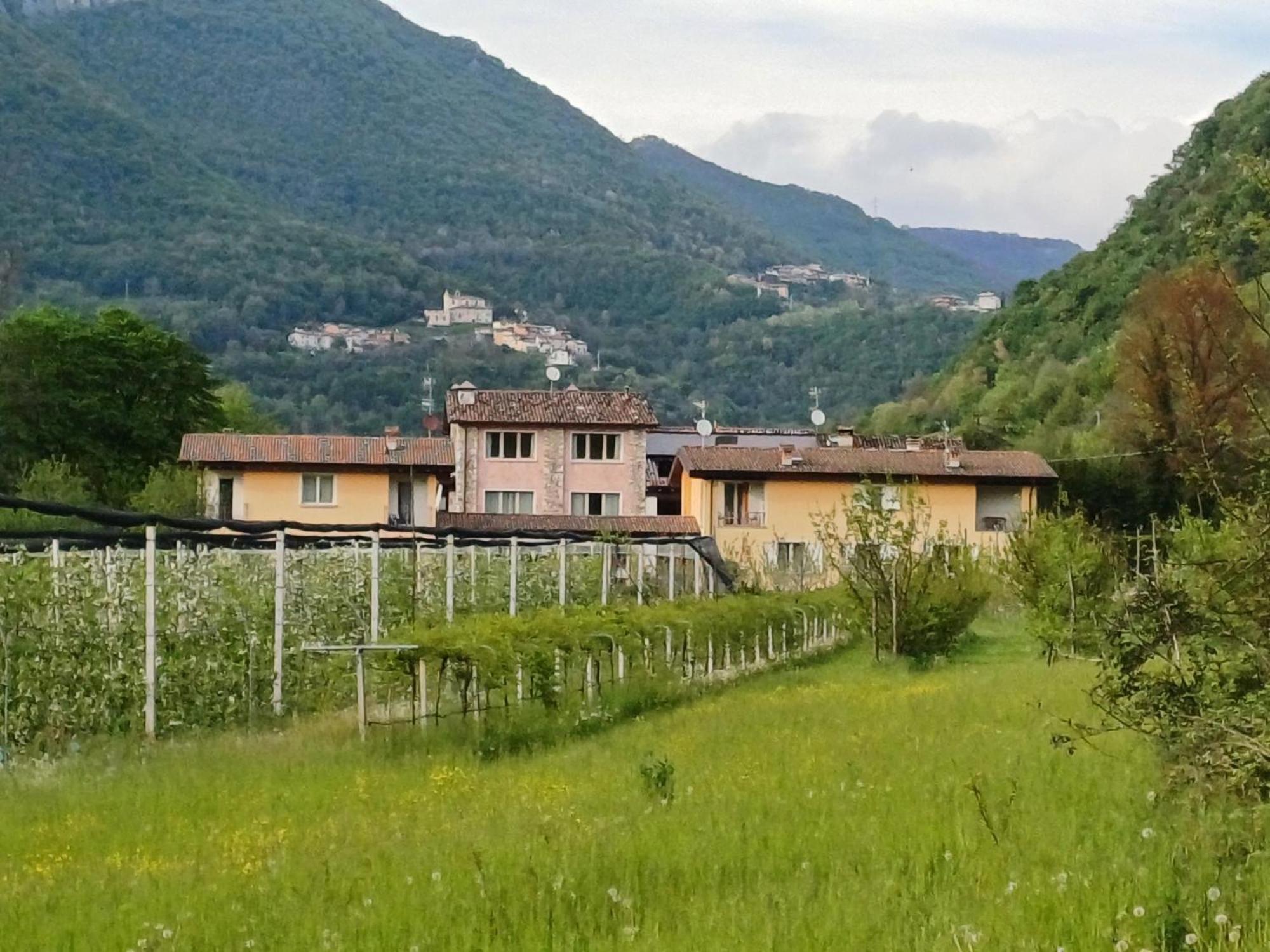 Villanuova sul clisiCascina Legnago Trilocale A 6 Chilometri Da Salo'公寓 外观 照片